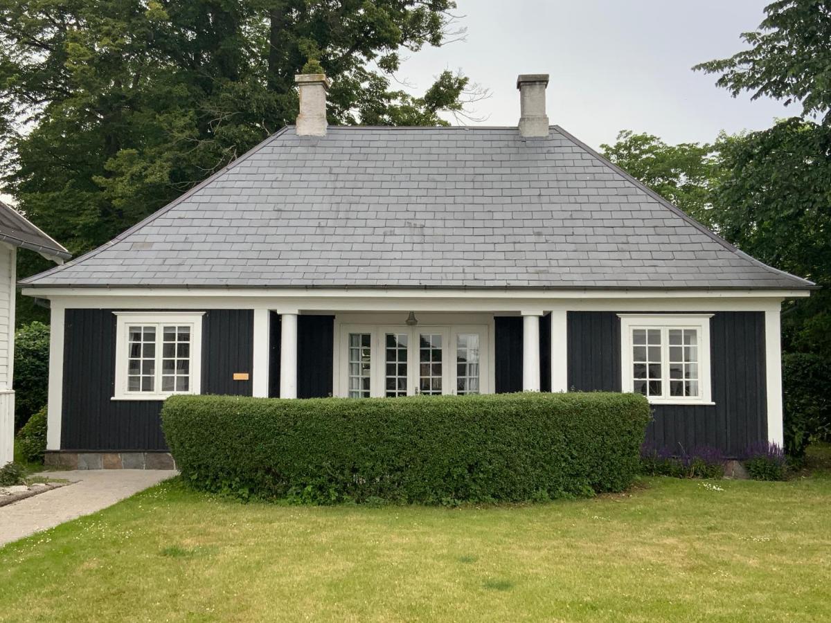 Bandholm Badehotel Buitenkant foto
